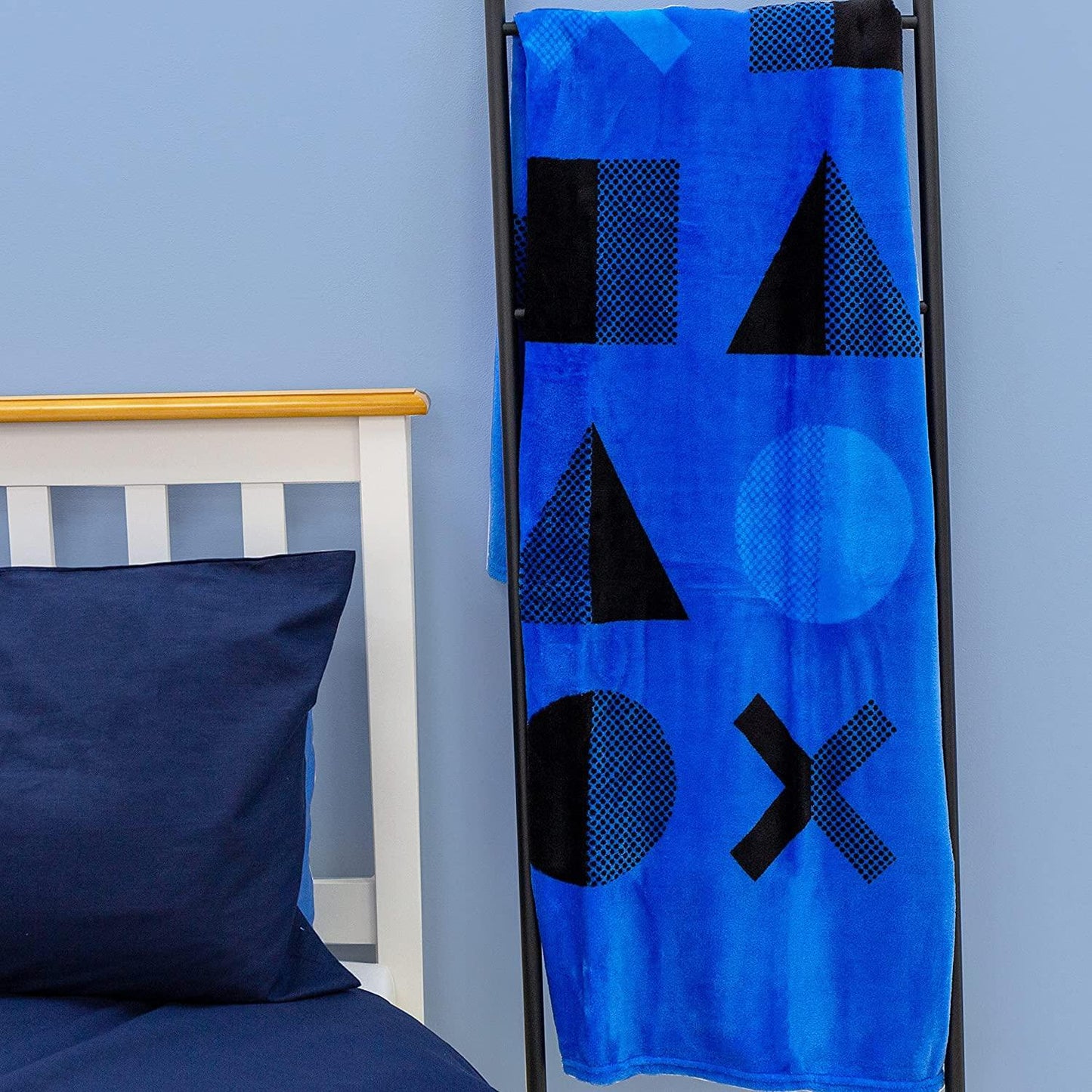Playstation 'Dots' Fleece Blanket