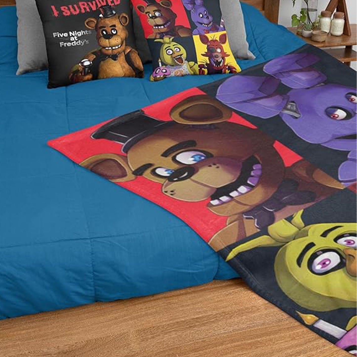 FNAF (Five Nights At Freddy's) 'Freddy Fazbear's' Fleece Blanket