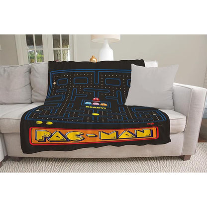 Pacman 'Maze' Fleece Blanket