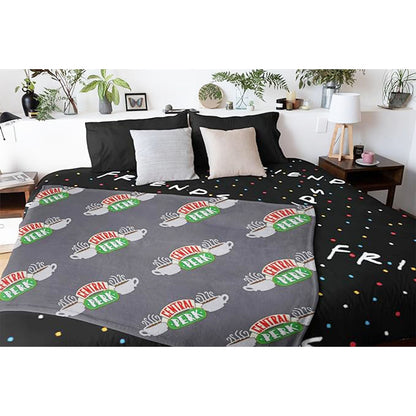 Friends 'Central Perk' Fleece Blanket