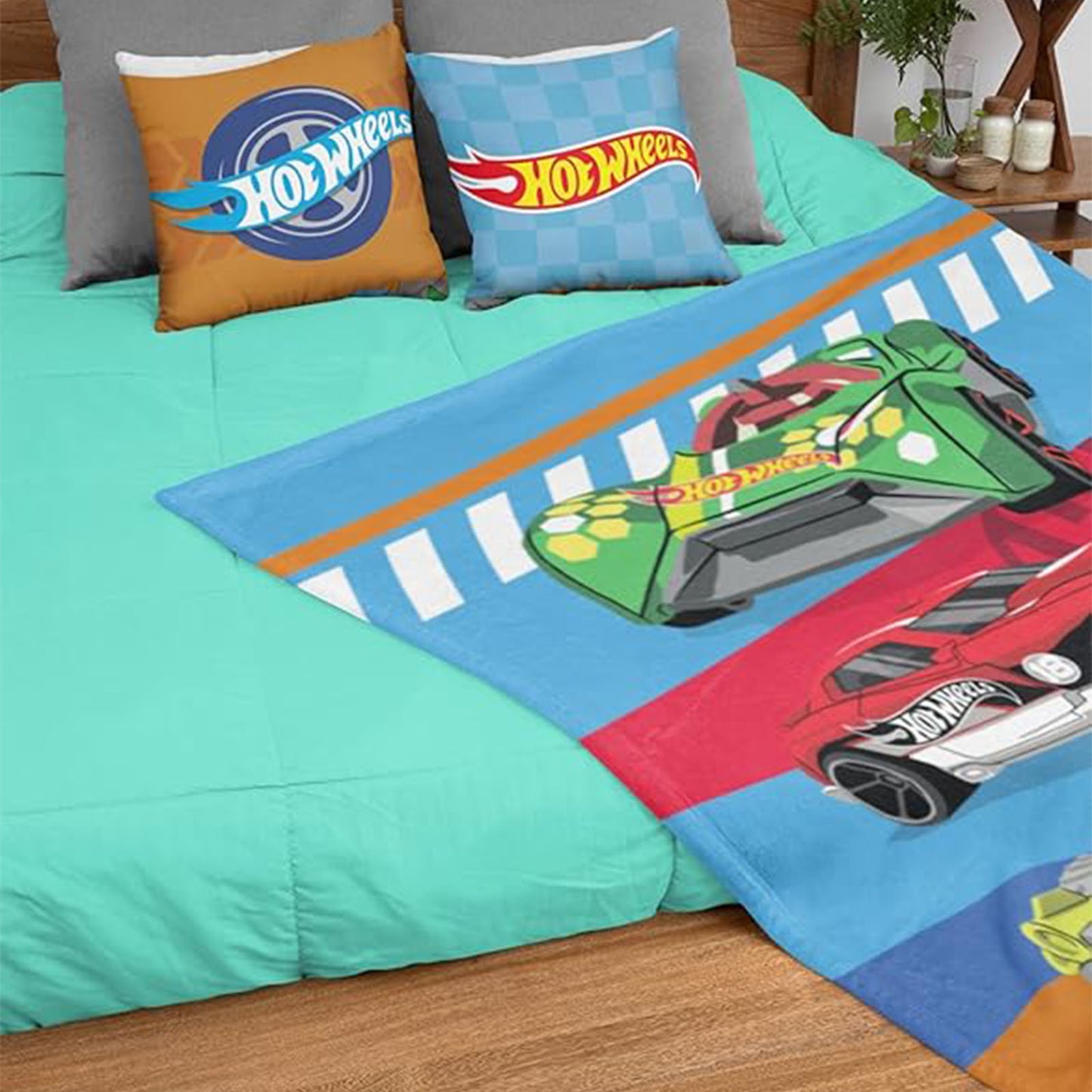 Hot Wheels 'Epic Race' Fleece Blanket