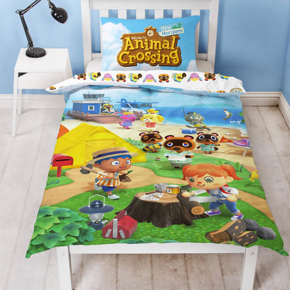 Animal Crossing 'Sided Beach' Panel Duvet Set