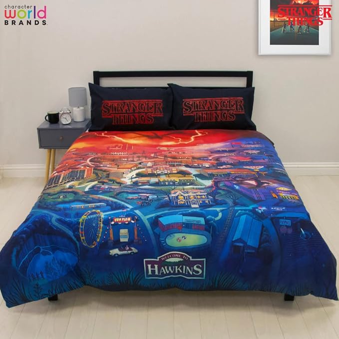 Stranger Things 'Hawkins Town' Panel Duvet Set