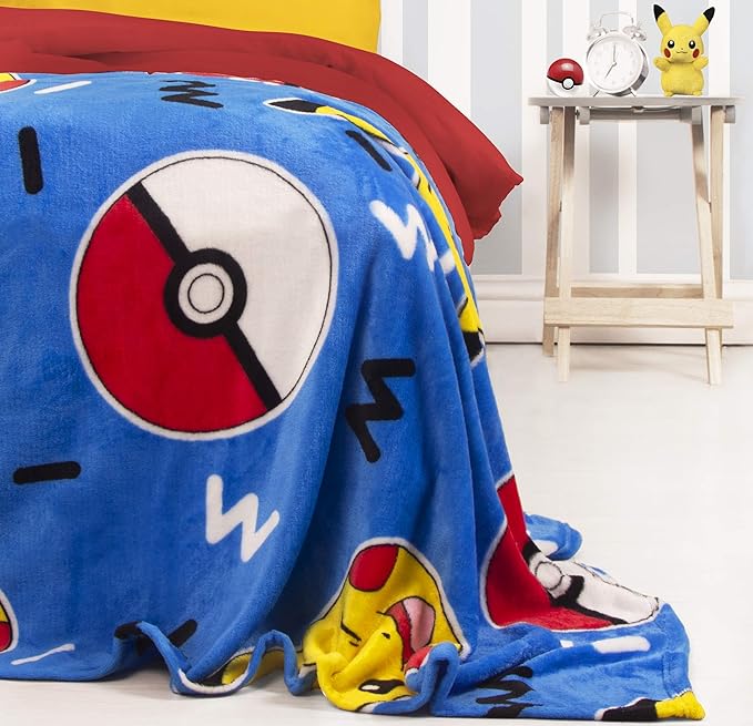 Pokemon 'Memphis' Fleece Blanket