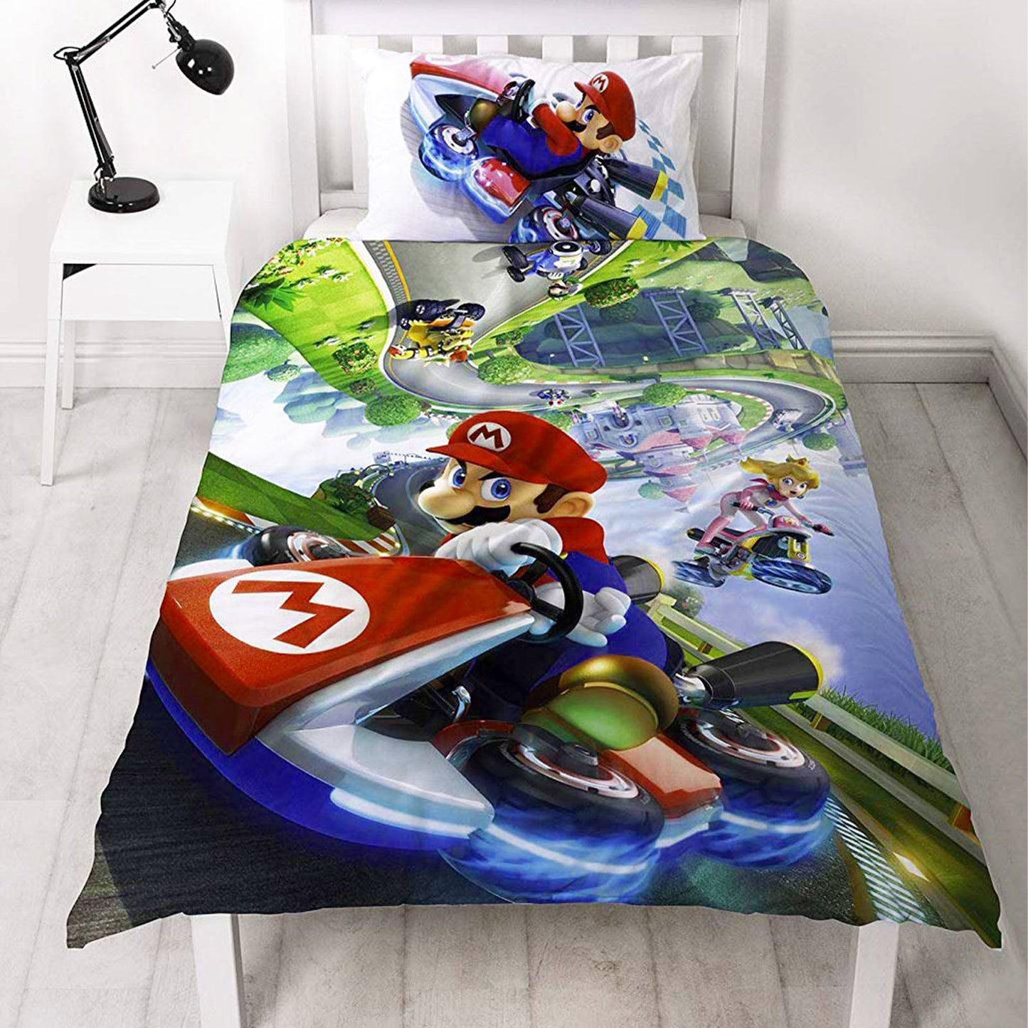 Nintendo 'Mario Gravity' Single Panel Duvet Set