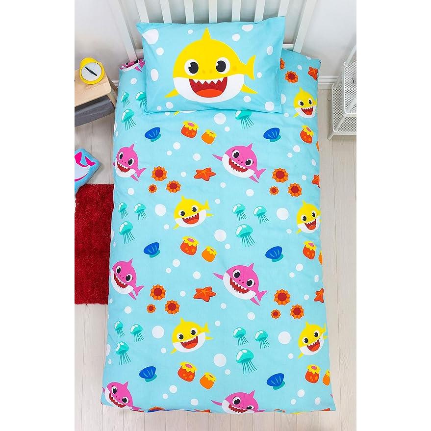 Baby Shark 'Rainbow' Single Panel Duvet Set